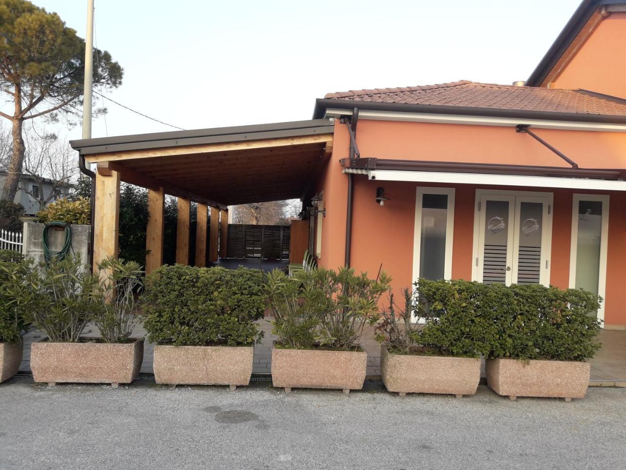 Locanda Mirafiori Hotell San Donà di Piave Exteriör bild